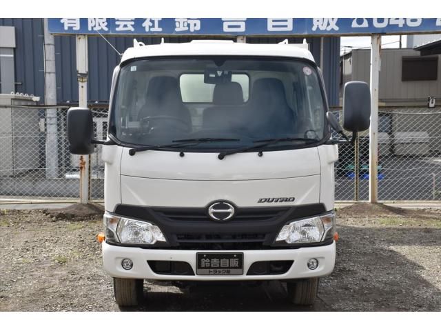 HINO DUTRO 2017 Image 31