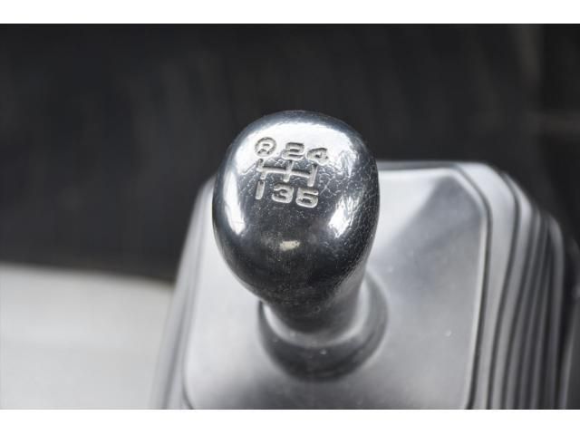 HINO DUTRO 2017 Image 31