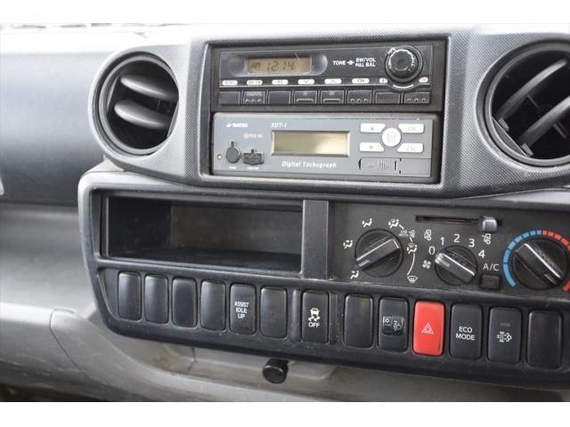 HINO DUTRO 2017 Image 31