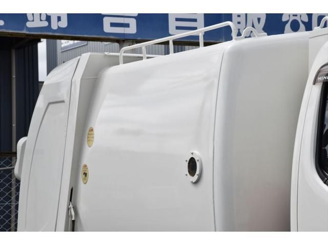 HINO DUTRO 2017 Image 31