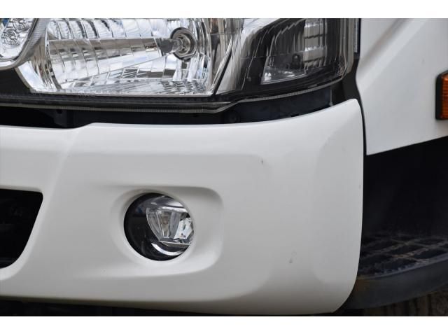 HINO DUTRO 2017 Image 31