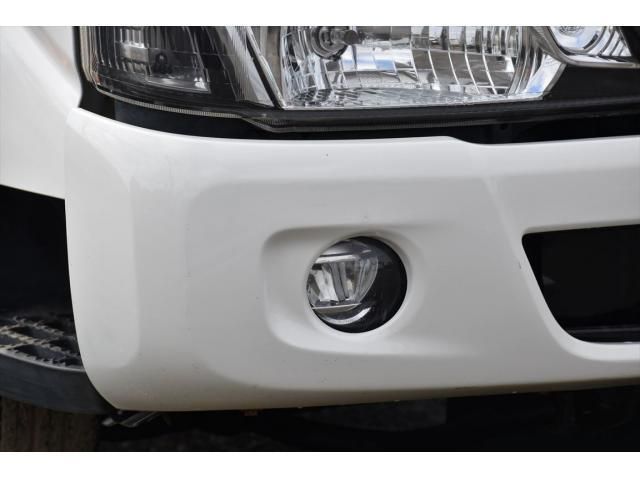 HINO DUTRO 2017 Image 31