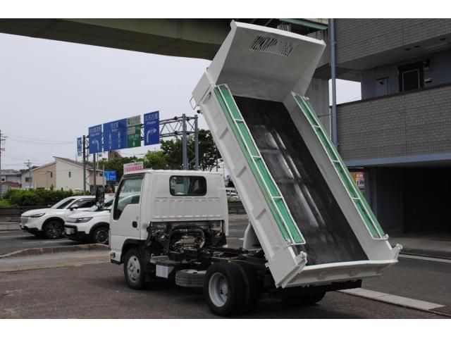 ISUZU ELF 2017 Image 31