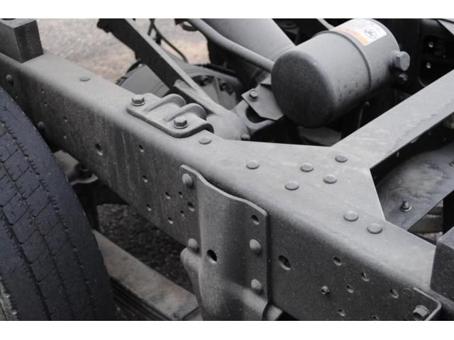 ISUZU ELF 2017 Image 31