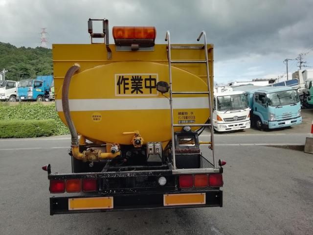 MITSUBISHI FUSOU FIGHTER 2003 Image 31