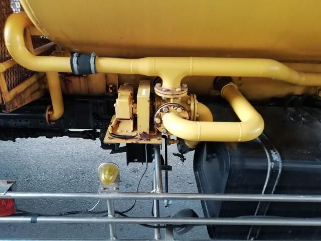 MITSUBISHI FUSOU FIGHTER 2003 Image 31