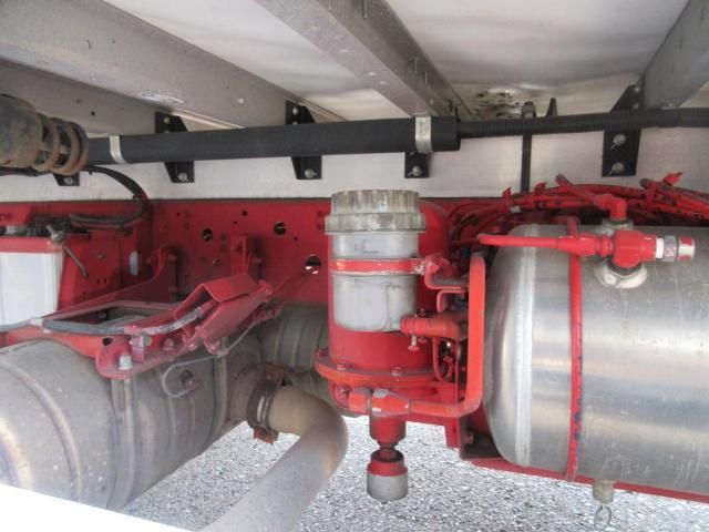 MITSUBISHI FUSOU FIGHTER 2017 Image 31