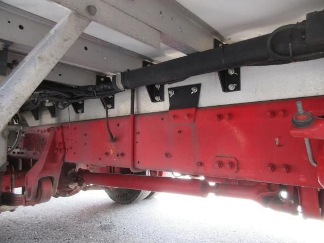 MITSUBISHI FUSOU FIGHTER 2017 Image 31