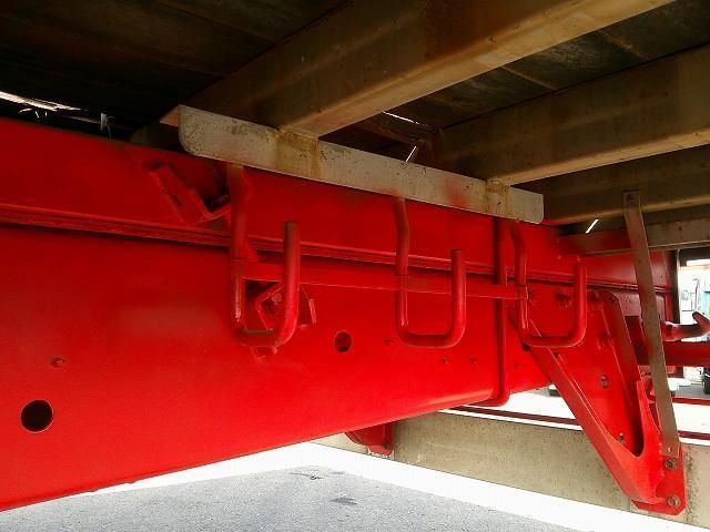 HINO PROFIA 2004 Image 31