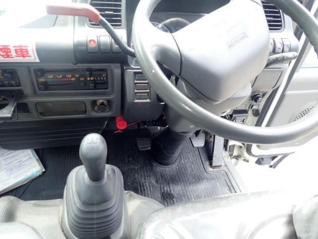 NISSAN ATLAS 2003 Image 31