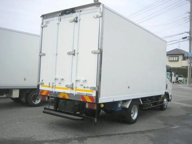 ISUZU ELF 2017 Image 31