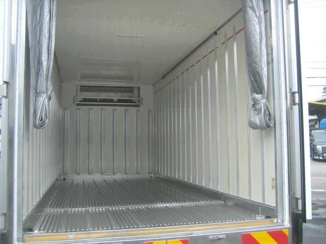 ISUZU ELF 2017 Image 31