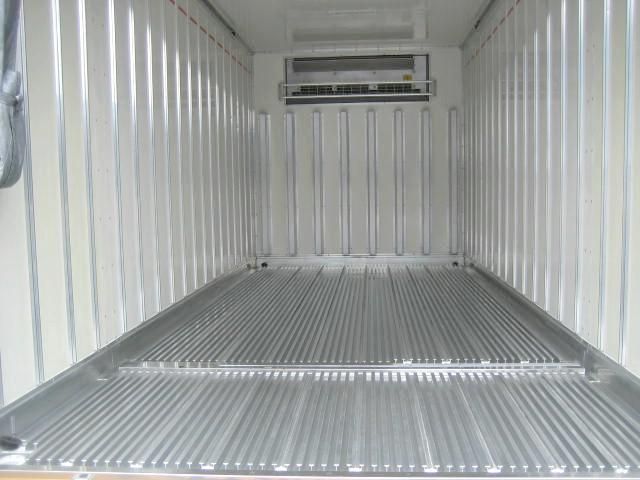 ISUZU ELF 2017 Image 31