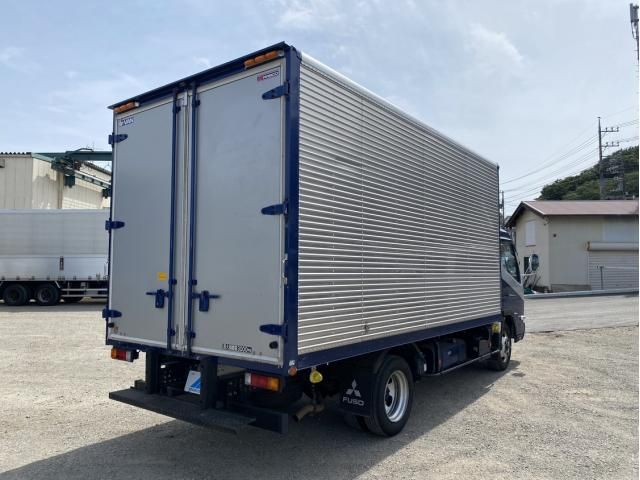 MITSUBISHI CANTER 2021 Image 31