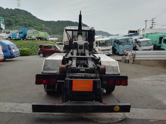 ISUZU GIGA 2005 Image 31