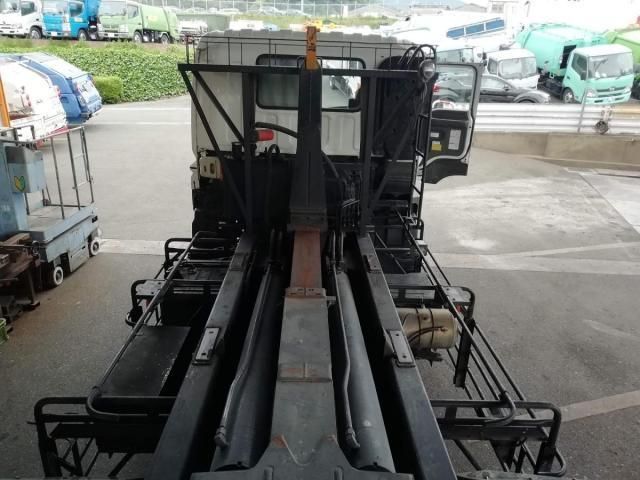 ISUZU GIGA 2005 Image 31