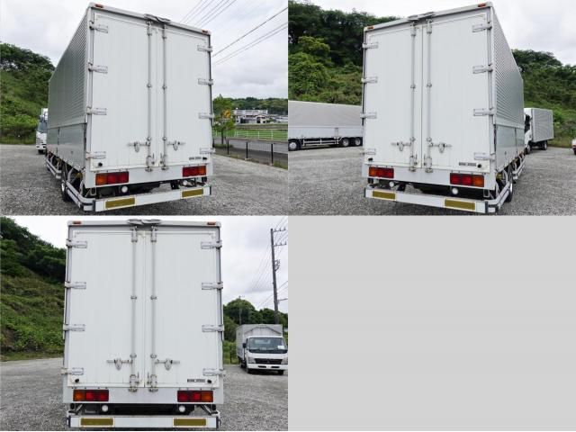 MITSUBISHI FUSOU FIGHTER 2006 Image 31