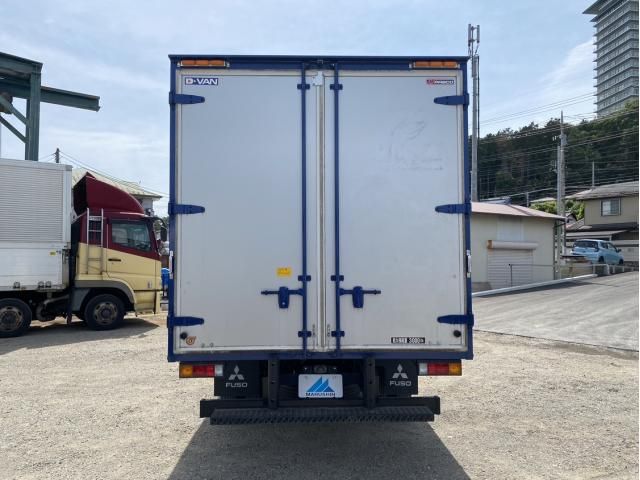 MITSUBISHI CANTER 2021 Image 31