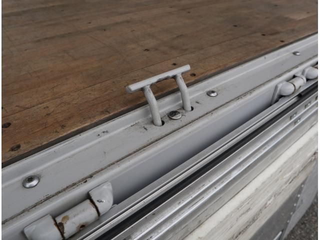 NISSAN DIESEL QUON 2020 Image 31