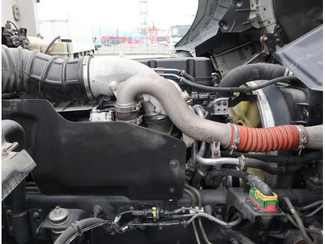 NISSAN DIESEL QUON 2020 Image 31