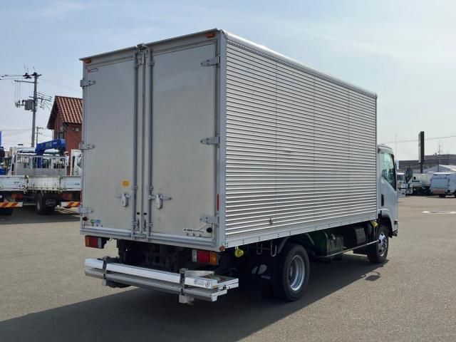 ISUZU ELF 2019 Image 31