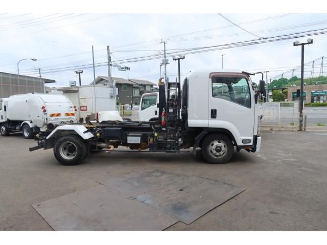 ISUZU FORWARD 2011 Image 31