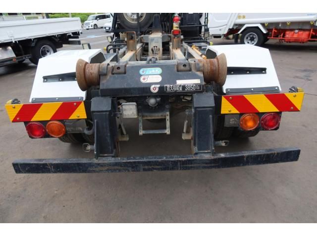 ISUZU FORWARD 2011 Image 31