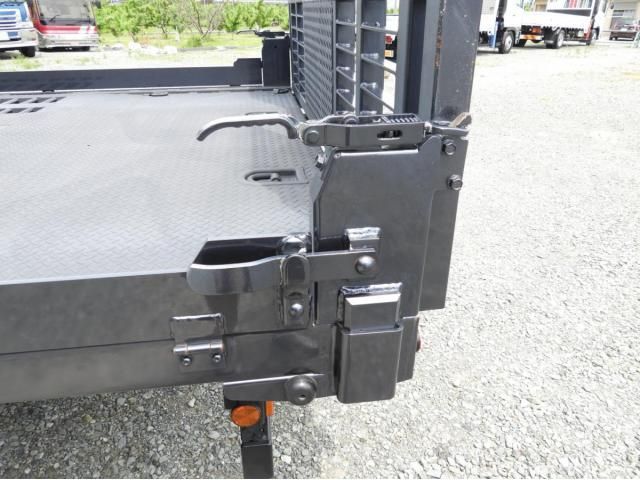 MITSUBISHI CANTER 2022 Image 31