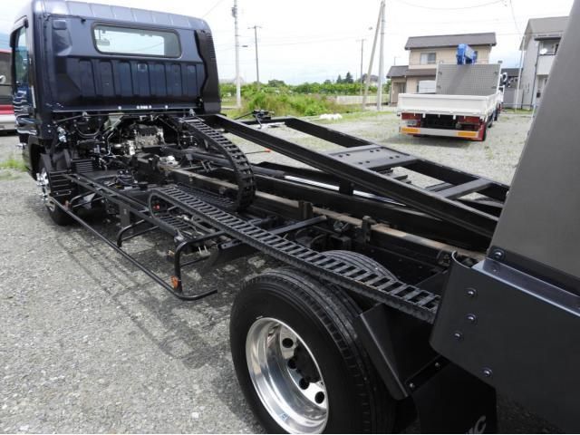 MITSUBISHI CANTER 2022 Image 31