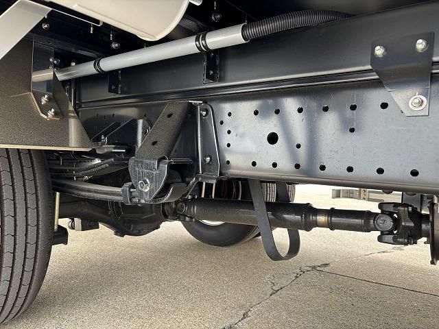 HINO DUTRO 2024 Image 31