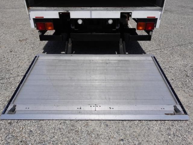 MITSUBISHI FUSOU SUPER GREAT 2015 Image 31