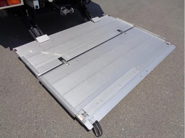 ISUZU FORWARD 2021 Image 31