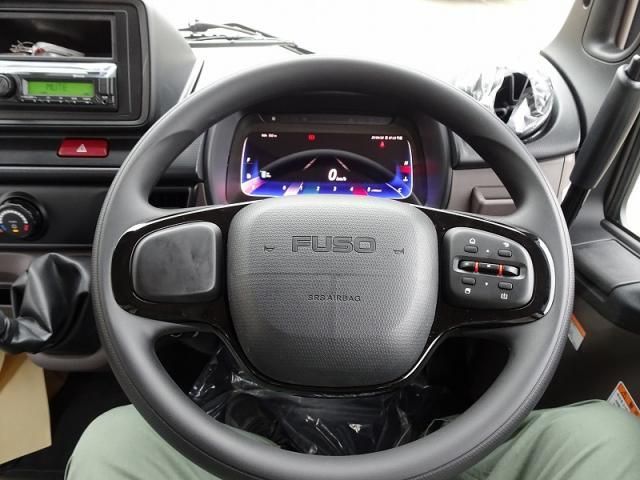 MITSUBISHI CANTER 2024 Image 31