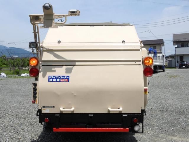 HINO DUTRO 2013 Image 31