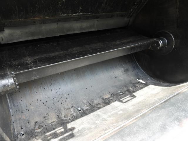 HINO DUTRO 2013 Image 31