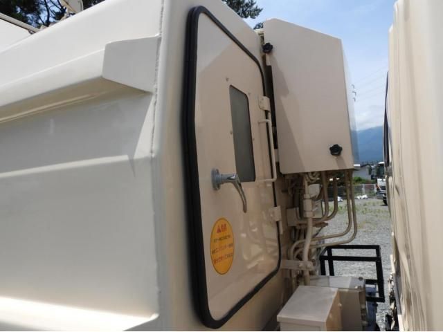 HINO DUTRO 2013 Image 31