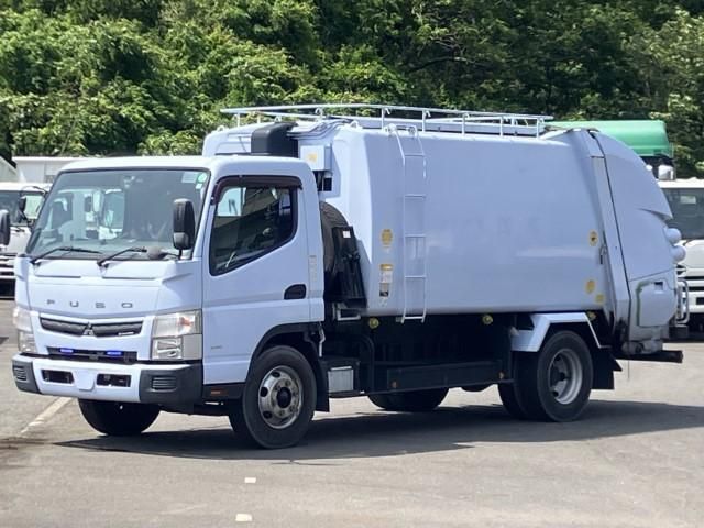MITSUBISHI CANTER 2017 Image 31