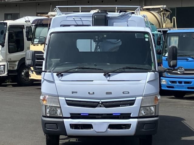 MITSUBISHI CANTER 2017 Image 31