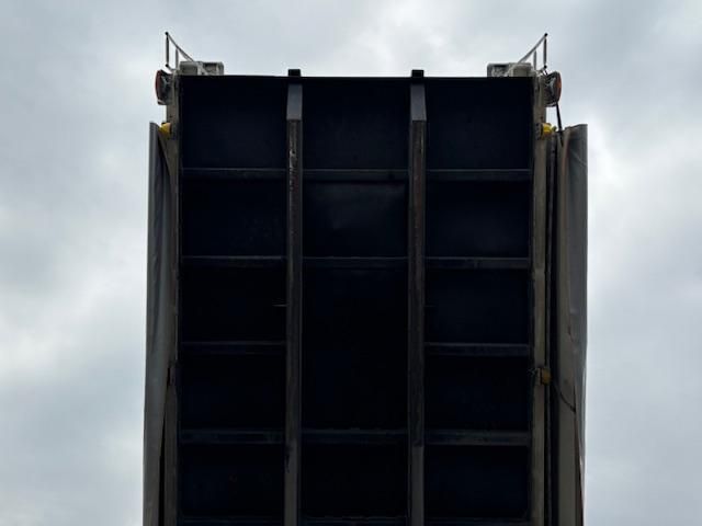 MITSUBISHI FUSOU SUPER GREAT 2020 Image 31