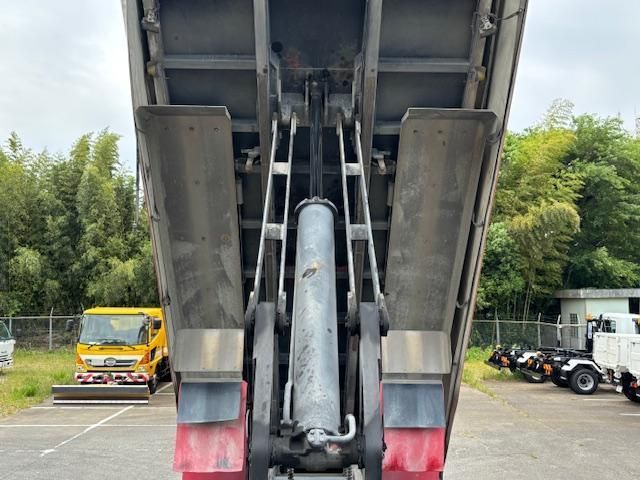 MITSUBISHI FUSOU SUPER GREAT 2020 Image 31