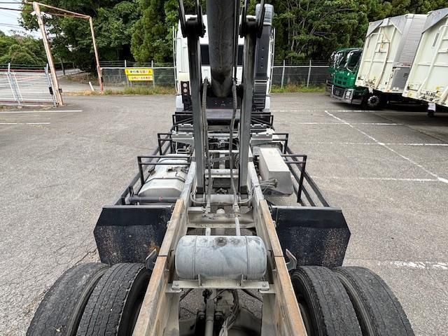 MITSUBISHI FUSOU SUPER GREAT 2020 Image 31