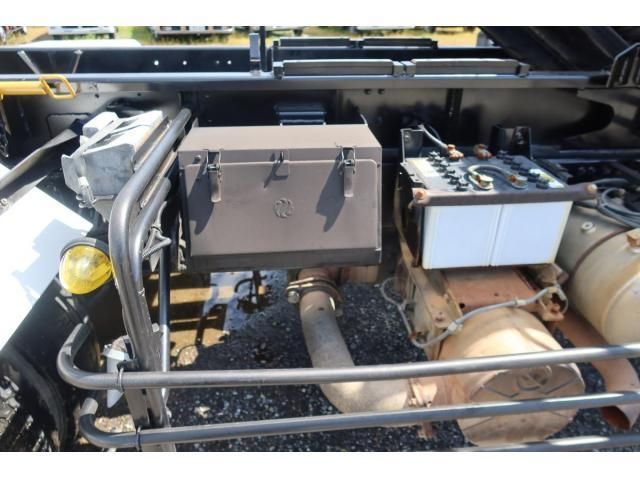 MITSUBISHI FUSOU FIGHTER 2015 Image 31