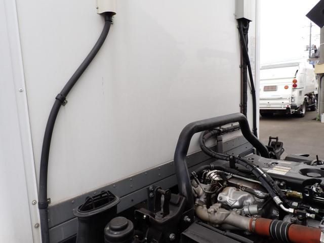 ISUZU ELF 2017 Image 31