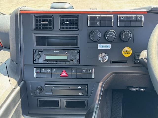 MITSUBISHI FUSOU SUPER GREAT 2024 Image 31