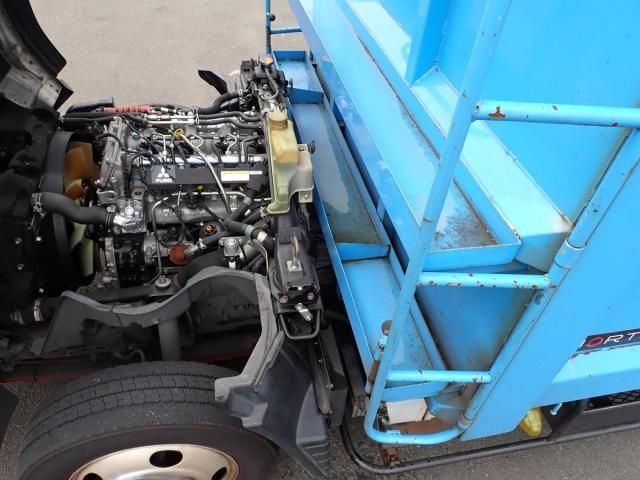 MITSUBISHI CANTER 2015 Image 31