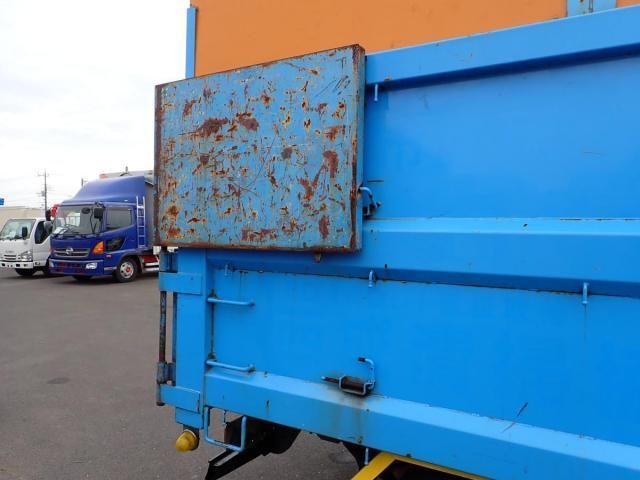 MITSUBISHI CANTER 2015 Image 31