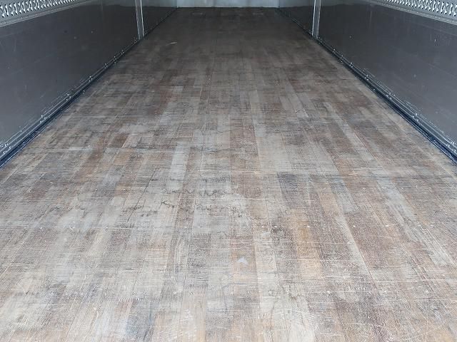 ISUZU GIGA 2017 Image 31