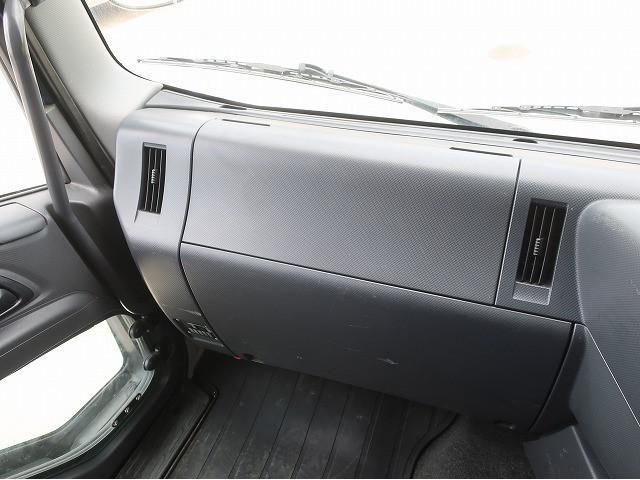 ISUZU GIGA 2017 Image 31