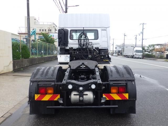 NISSAN DIESEL QUON 2017 Image 31