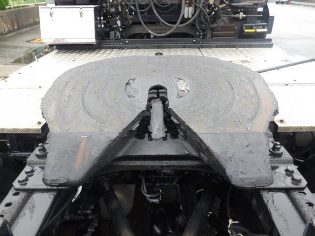 NISSAN DIESEL QUON 2017 Image 31